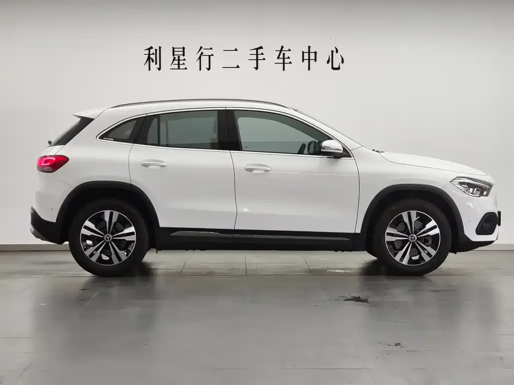 Mercedes-Benz GLA 2023 из CN, фото 5