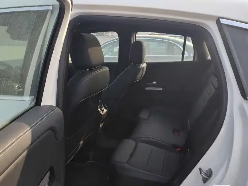 Mercedes-Benz GLA 2024 из CN, фото 8