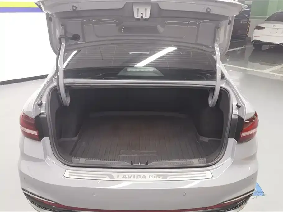 Volkswagen Lavida 2022 из CN, фото 9