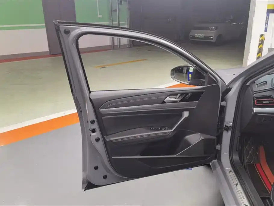 Volkswagen Lavida 2022 из CN, фото 4