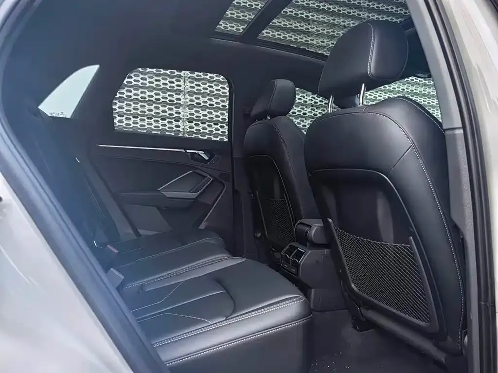 Audi Q3 2023 из CN, фото 6
