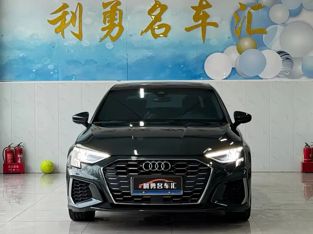 Audi A3 2023 из CN, фото 10