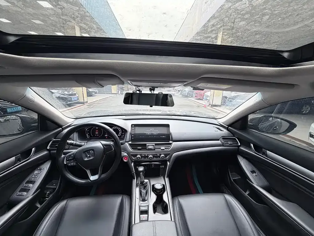 Honda Accord 2022 из CN, фото 2