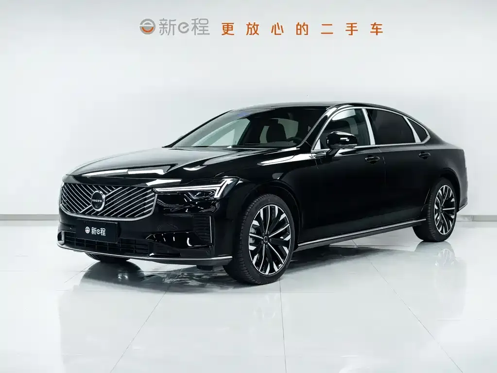 Volvo S90 — фото 1