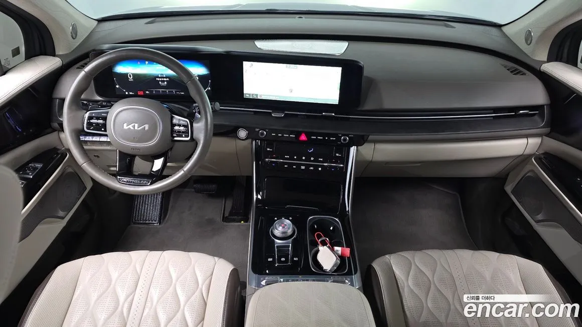 Kia Carnival — фото 10