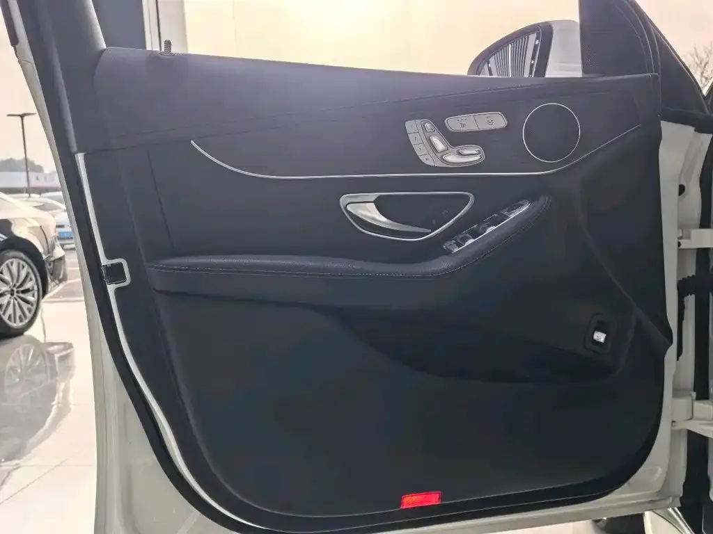 Mercedes-Benz GLC 2021 из CN, фото 2