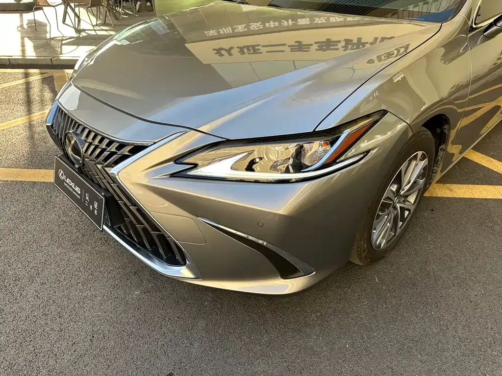 Lexus ES 2024 из CN, фото 4