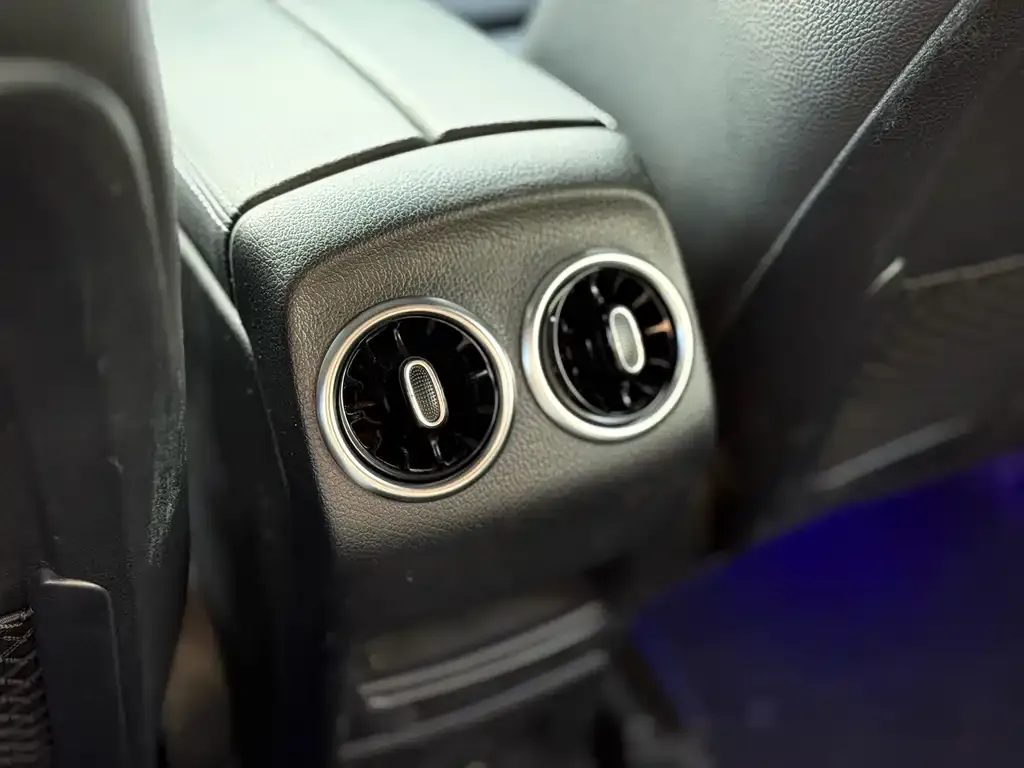 Mercedes-Benz GLB 2021 из CN, фото 6