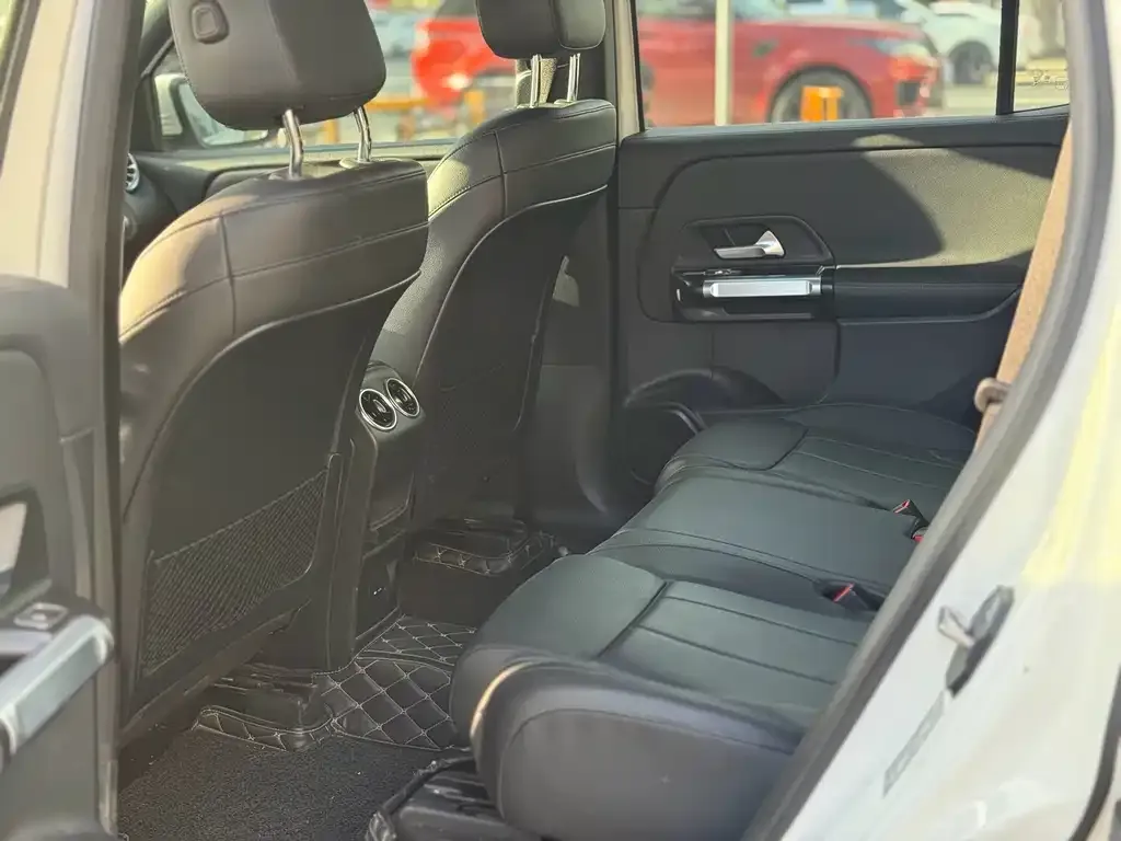 Mercedes-Benz GLB 2021 из CN, фото 8