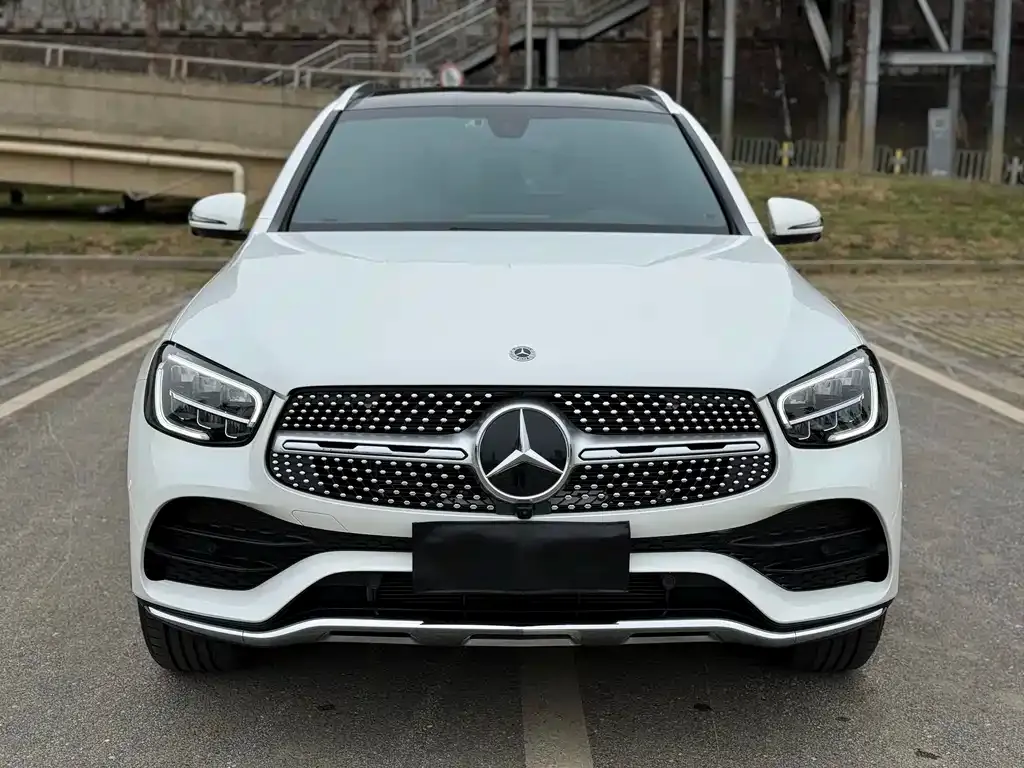 Mercedes-Benz GLC 2023 из CN, фото 3