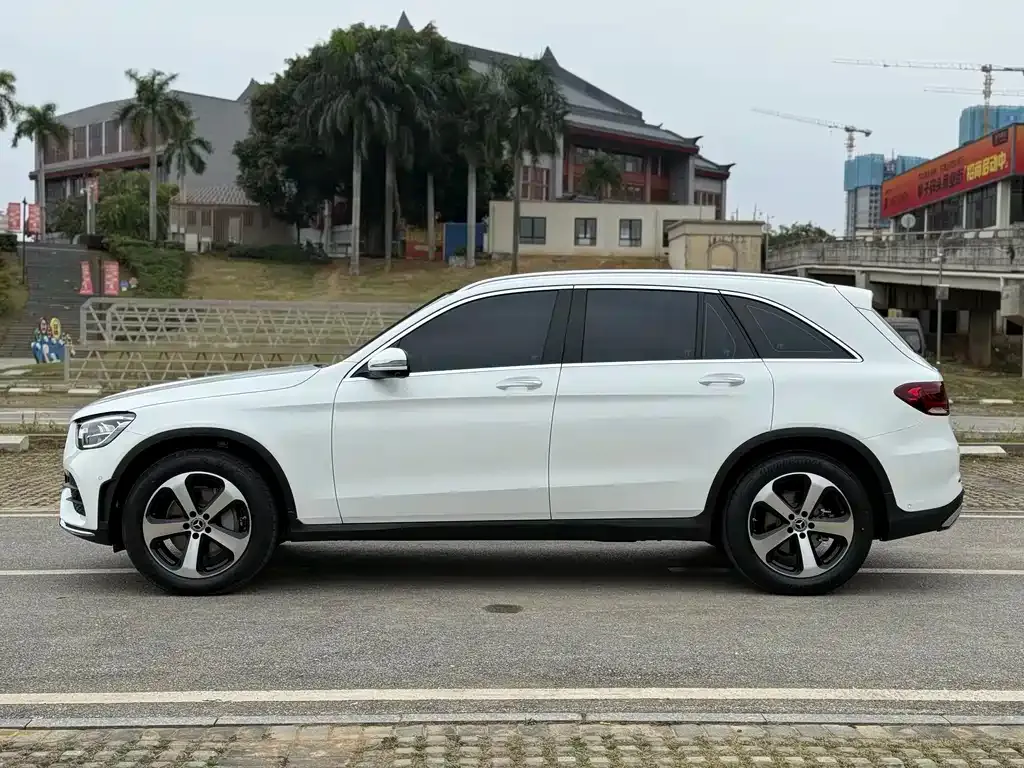 Mercedes-Benz GLC 2023 из CN, фото 7