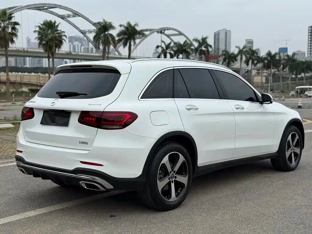 Mercedes-Benz GLC 2023 из CN, фото 2