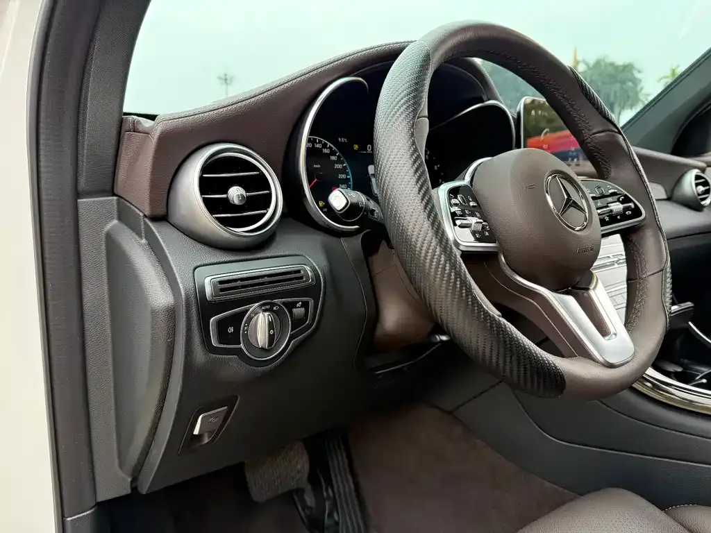 Mercedes-Benz GLC 2023 из CN, фото 8