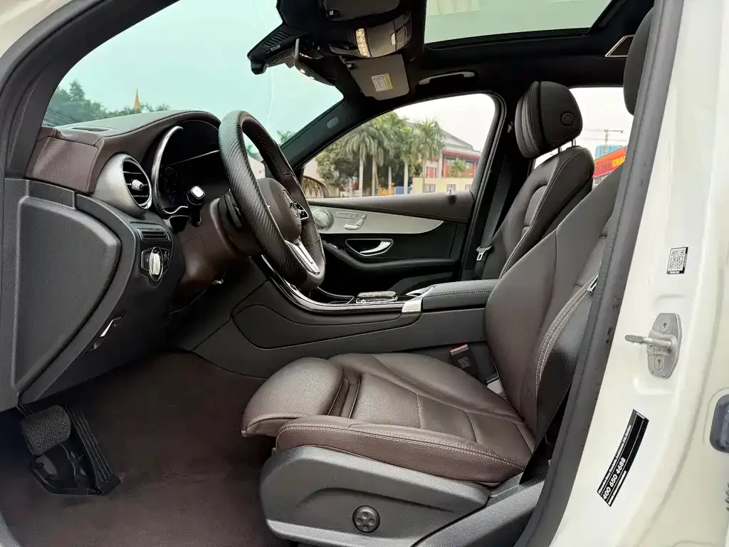 Mercedes-Benz GLC 2023 из CN, фото 6