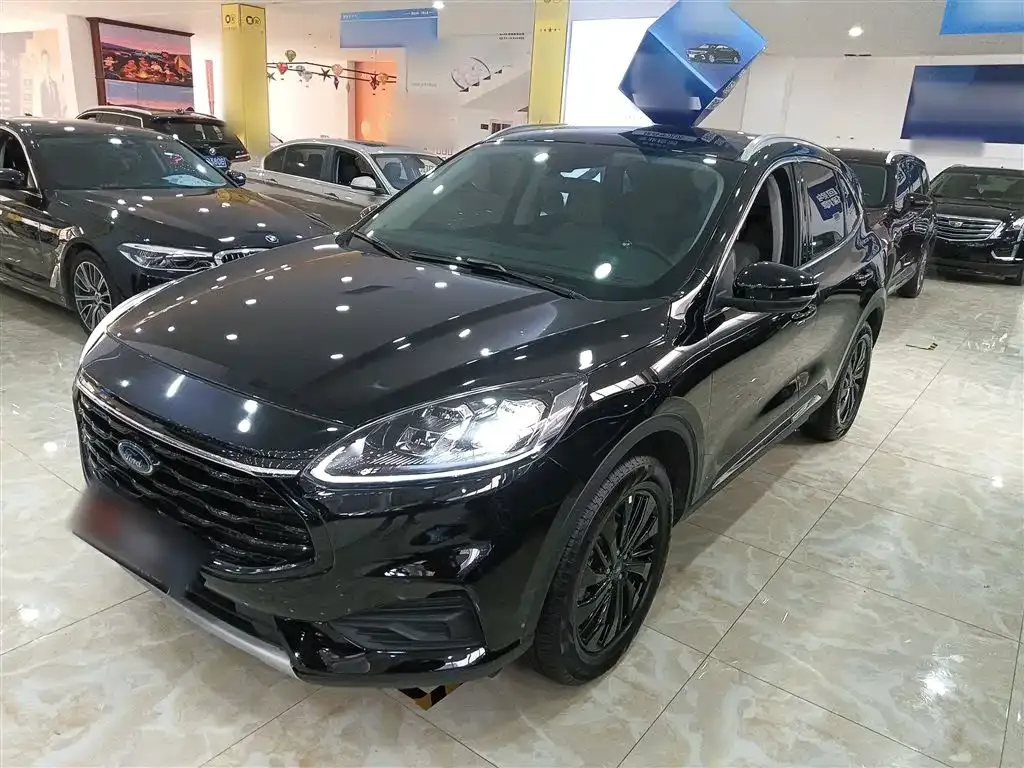 Ford Escape 2024 из CN, фото 1