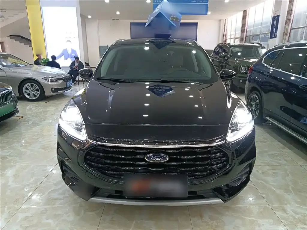Ford Escape 2024 из CN, фото 5