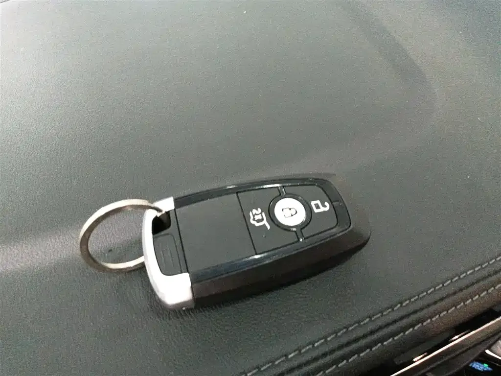 Ford Escape 2024 из CN, фото 10
