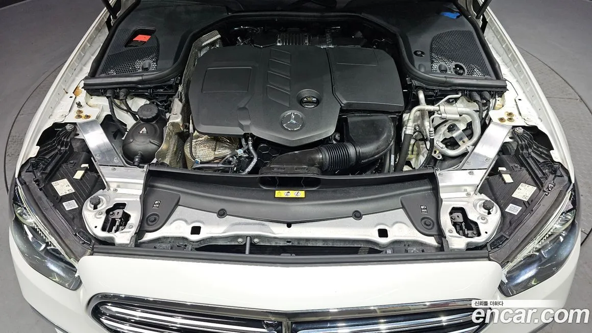 Mercedes-Benz E-Class 2021 из KR, фото 10