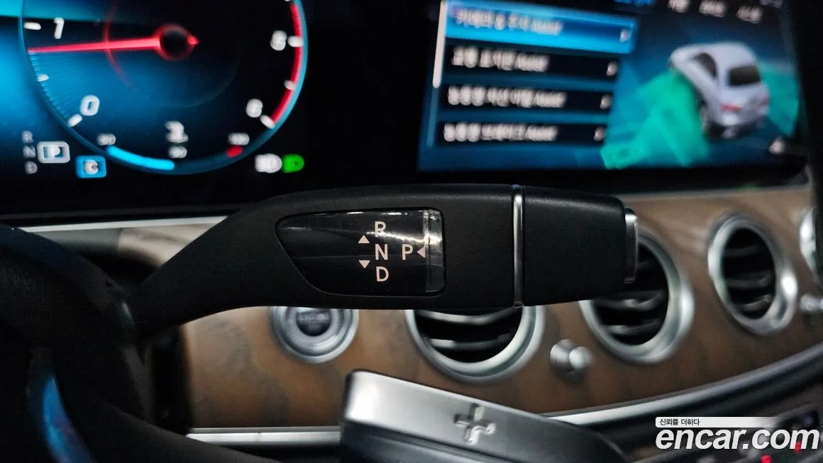 Mercedes-Benz E-Class 2021 из KR, фото 9