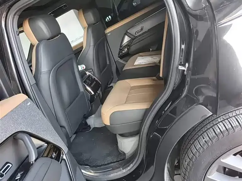 Land Rover Sport 2025 из CN, фото 2