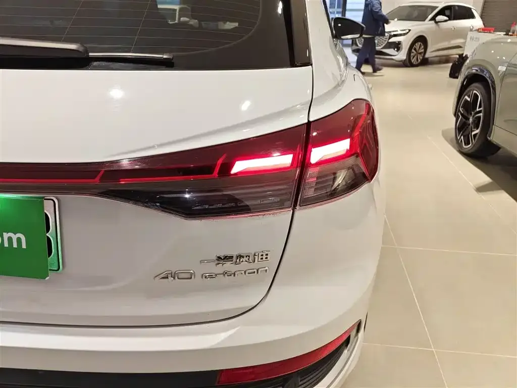 Audi Q4 e-tron 2024 из CN, фото 9