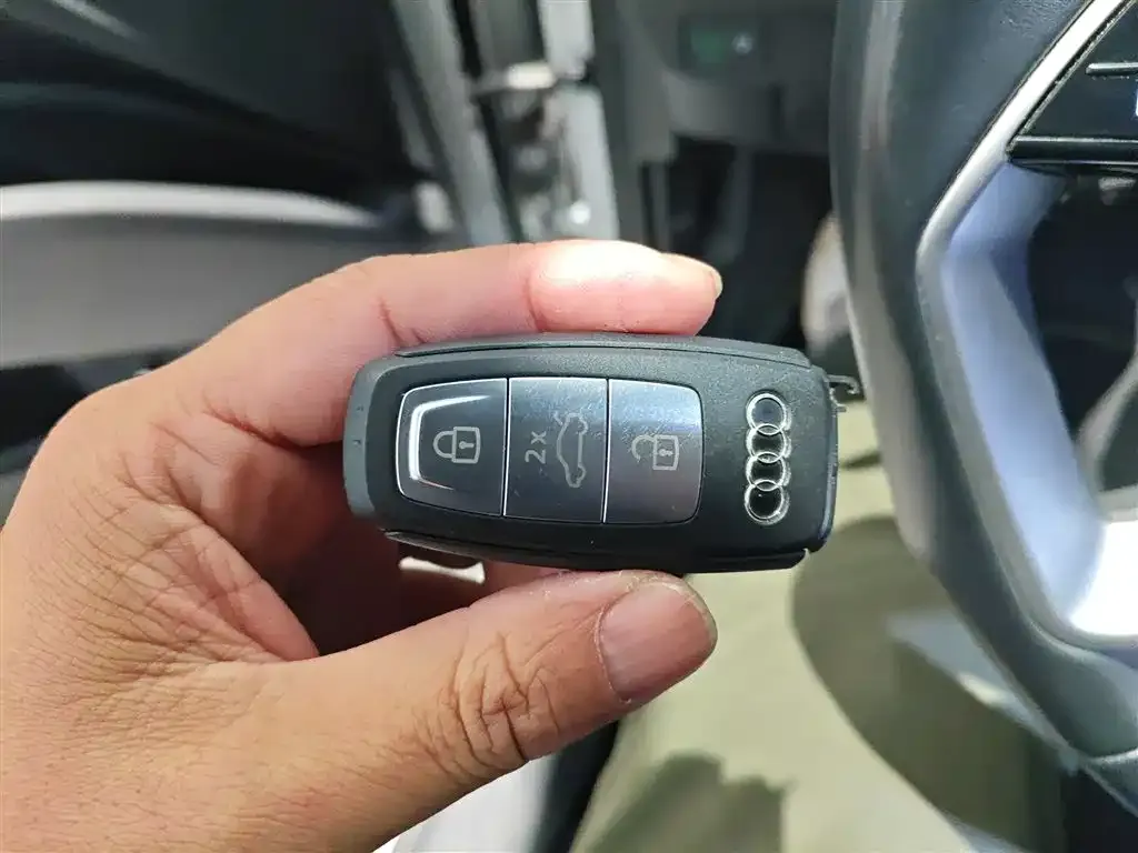 Audi Q4 e-tron 2024 из CN, фото 5