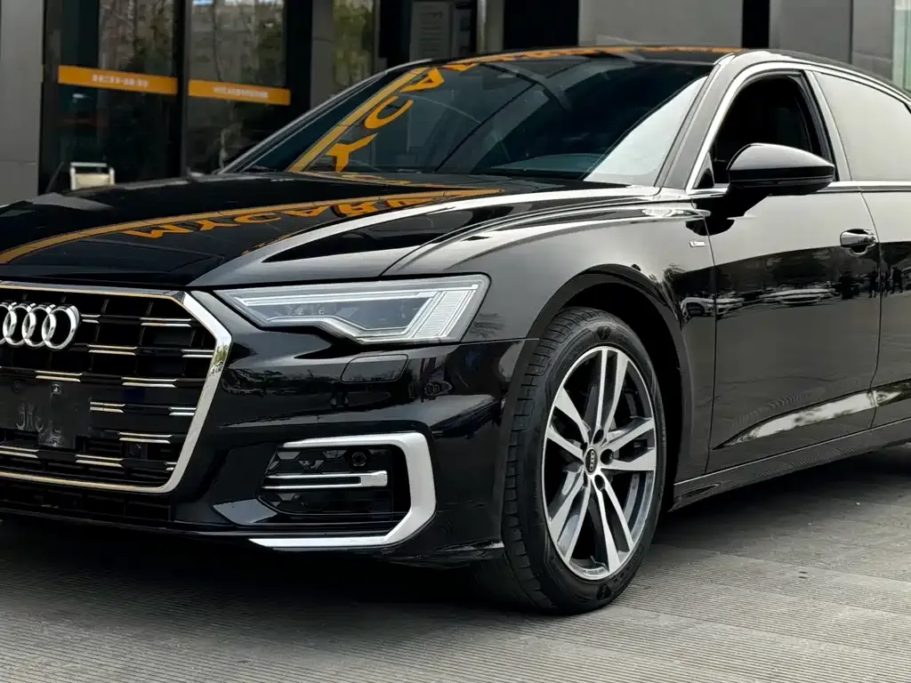 Audi A6L 2023 из CN, фото 1