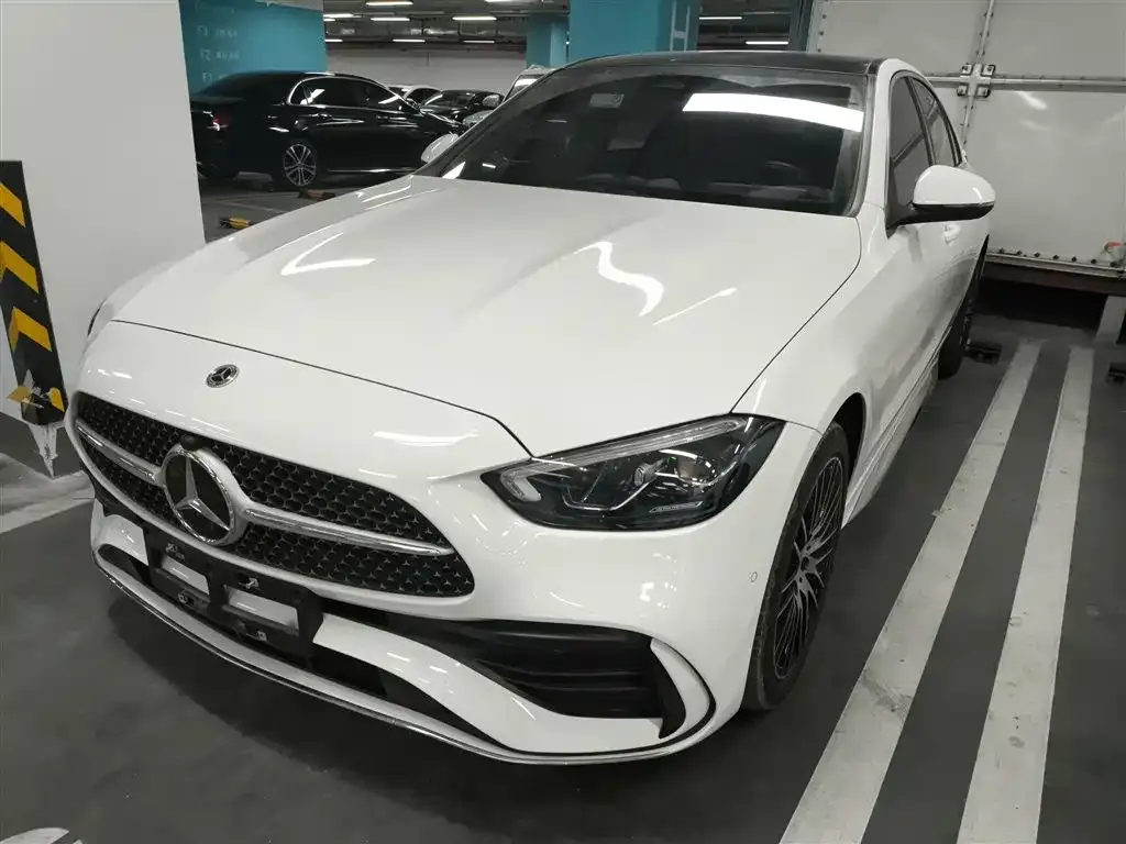 Mercedes-Benz C-Class — фото 1