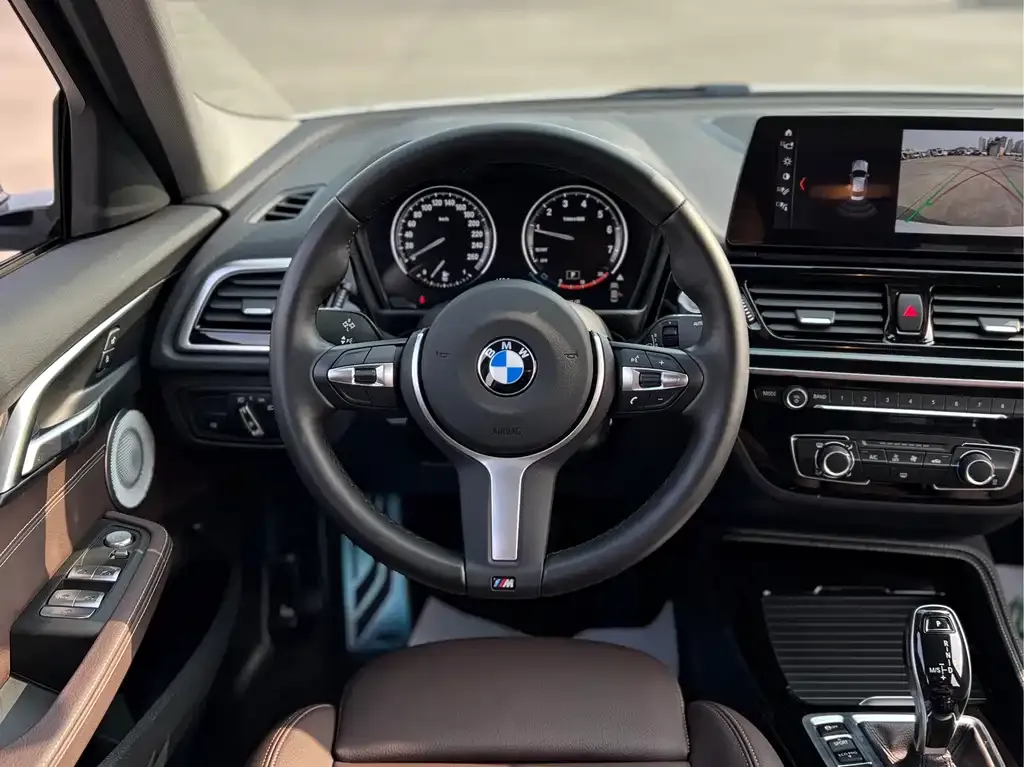 BMW 1 Series 2023 из CN, фото 7