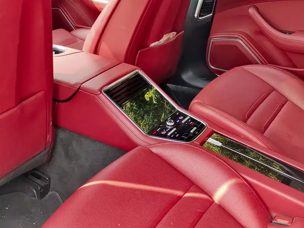 Porsche Panamera 2023 из CN, фото 5