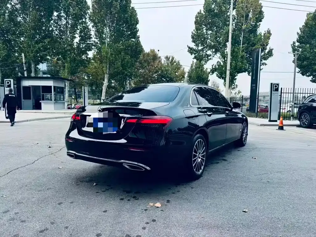 Mercedes-Benz E-Class 2023 из CN, фото 10