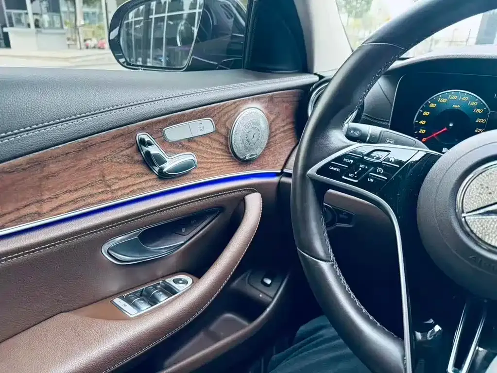 Mercedes-Benz E-Class 2023 из CN, фото 7