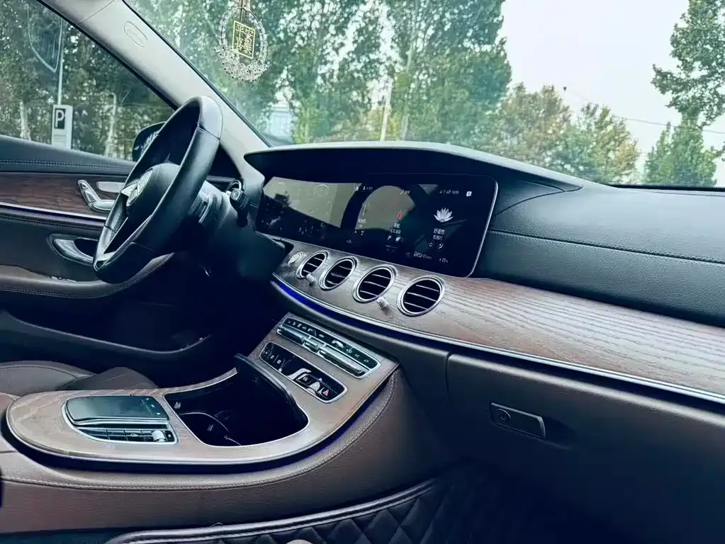 Mercedes-Benz E-Class 2023 из CN, фото 3