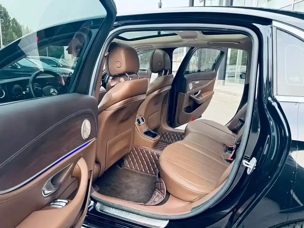 Mercedes-Benz E-Class 2023 из CN, фото 9