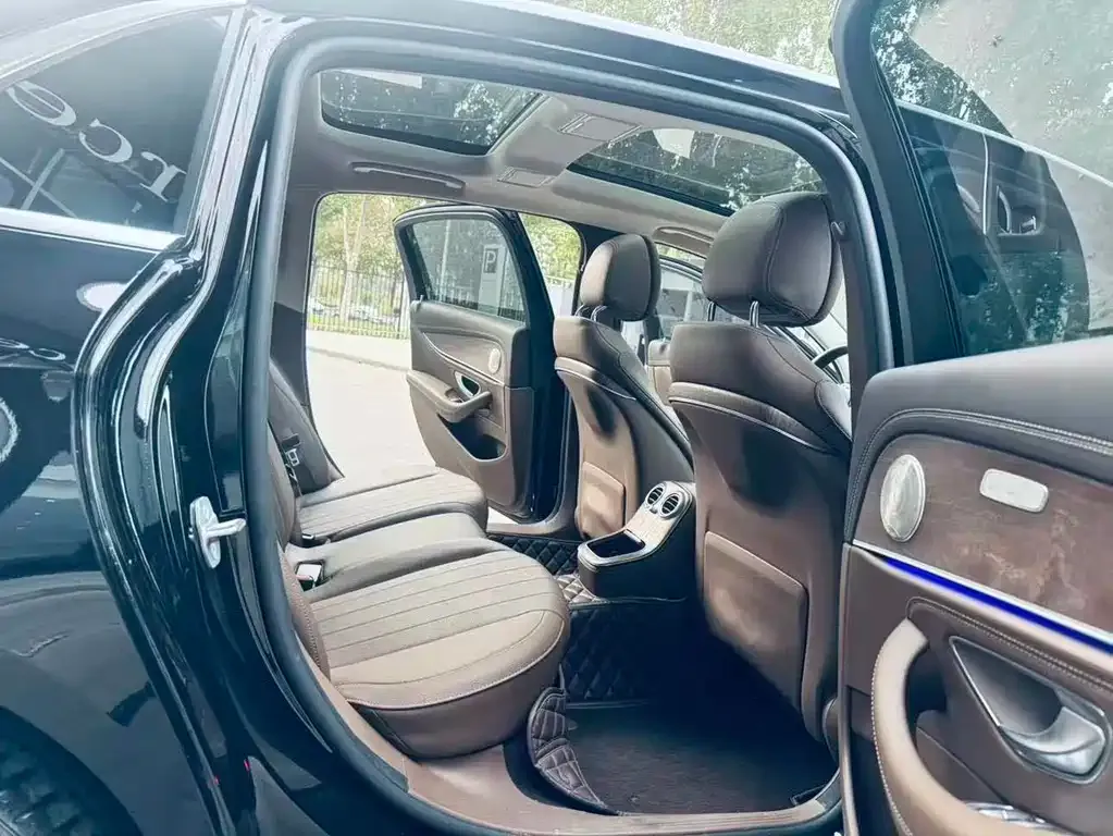 Mercedes-Benz E-Class 2023 из CN, фото 6