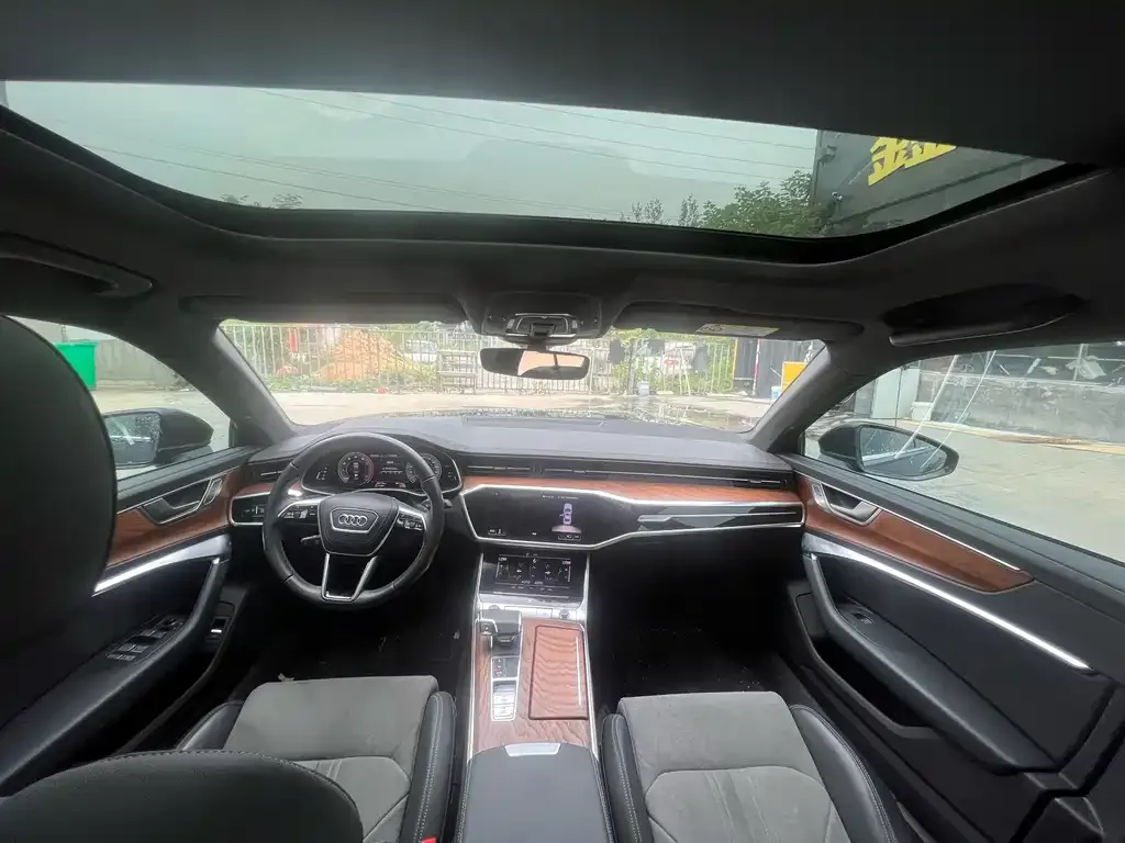Audi A6L 2024 из CN, фото 3