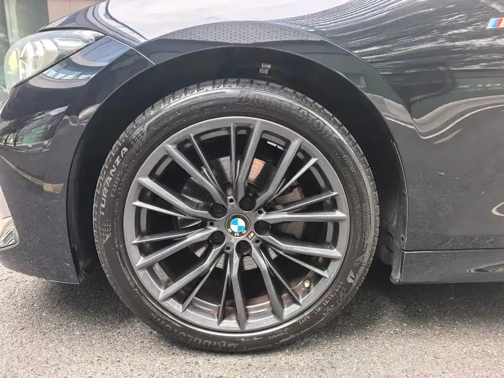 BMW 3 Series 2024 из CN, фото 7