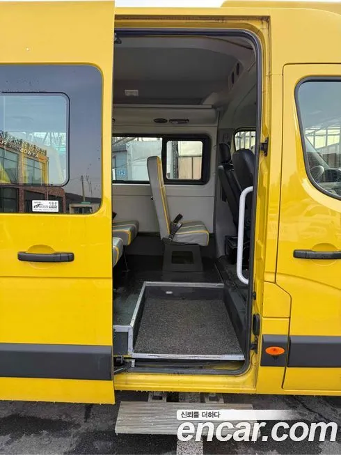 Renault Korea (Samsung) Master 2022 из KR, фото 3