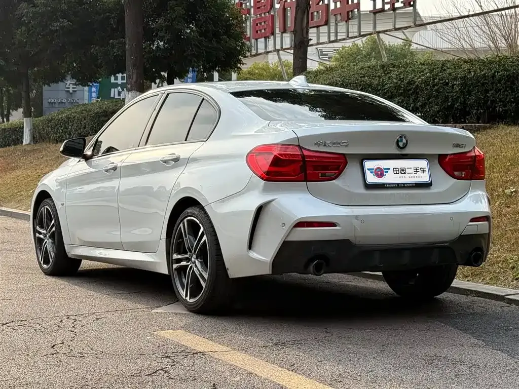BMW 1 Series 2021 из CN, фото 10