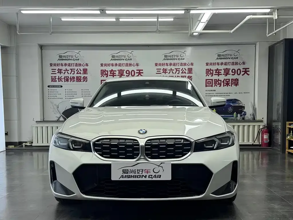 BMW 3 Series 2023 из CN, фото 2