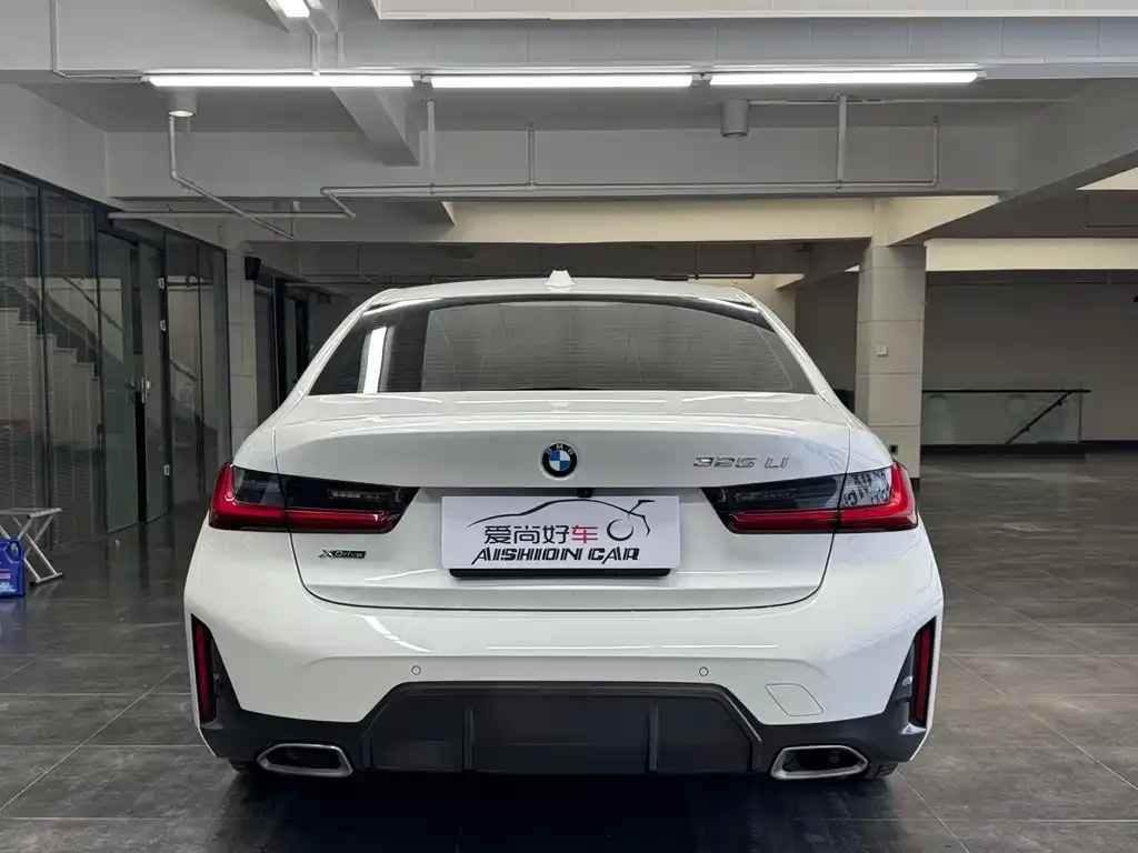 BMW 3 Series 2023 из CN, фото 5