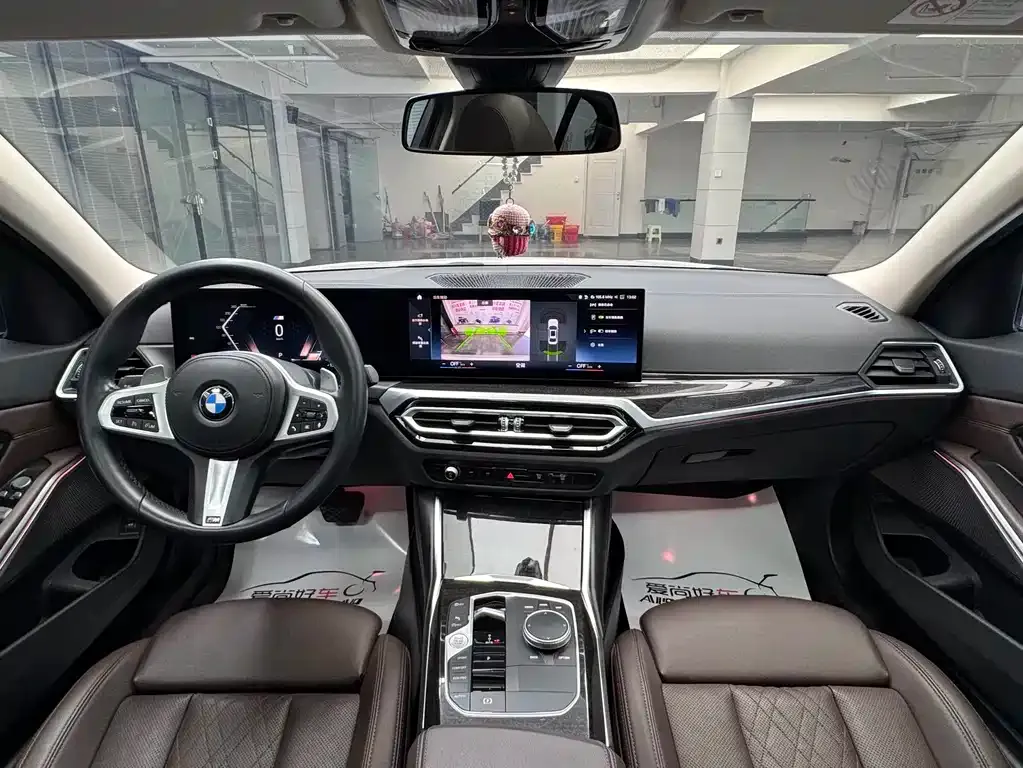 BMW 3 Series 2023 из CN, фото 3