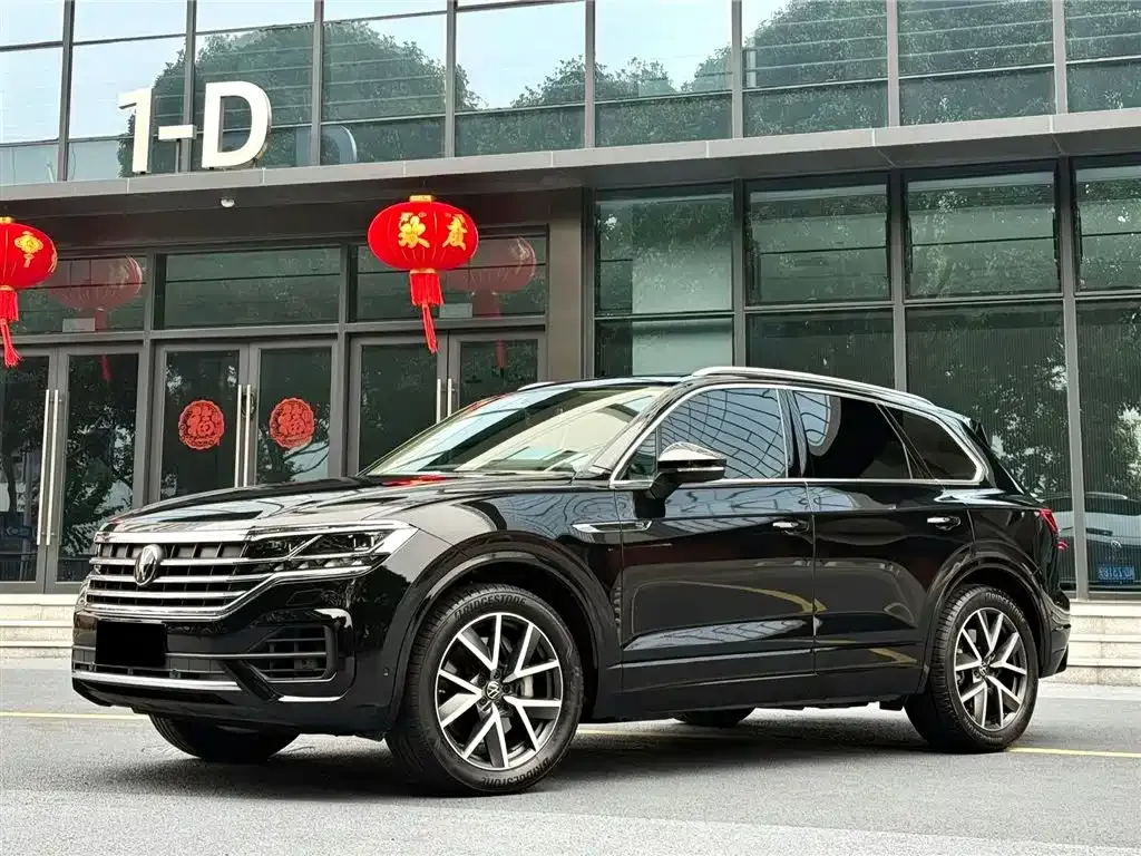 Volkswagen Touareg 2023 из CN, фото 1
