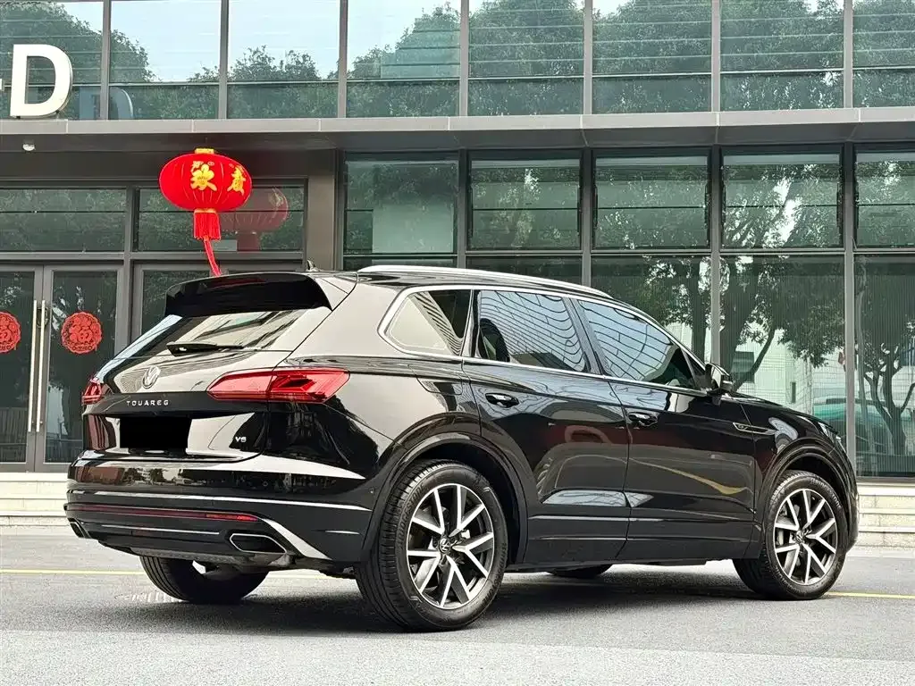 Volkswagen Touareg 2023 из CN, фото 7