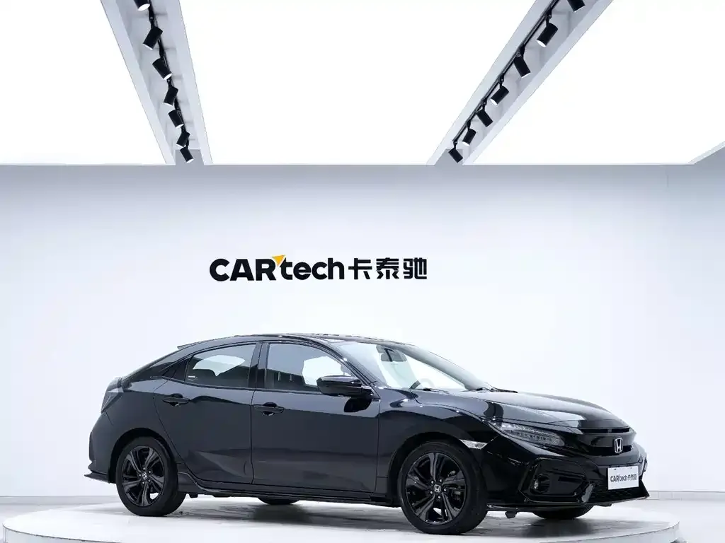 Honda Civic 2022 из CN, фото 2