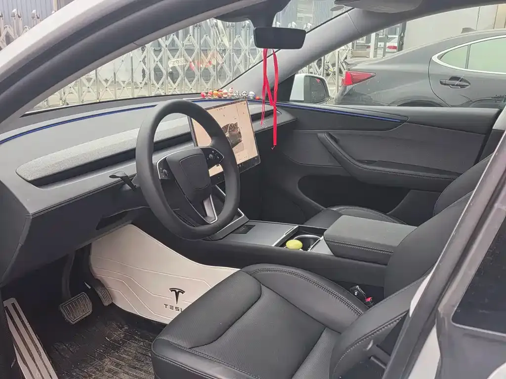 Tesla Model Y 2025 из CN, фото 7