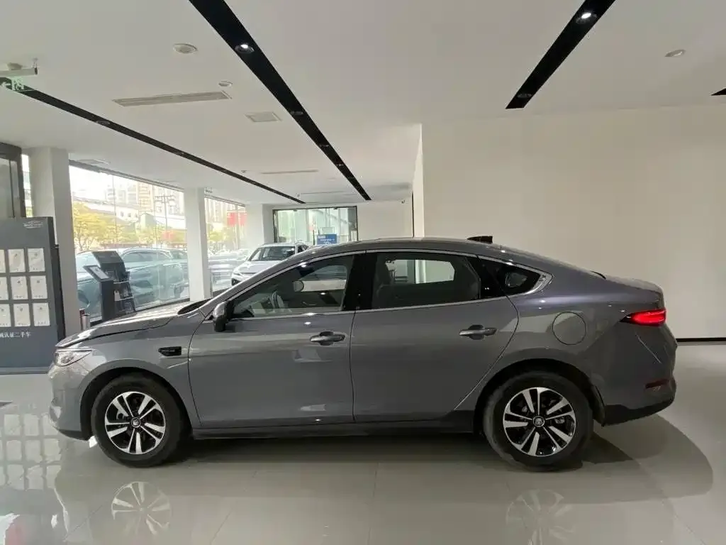 BYD Qin PLUS 2025 из CN, фото 3