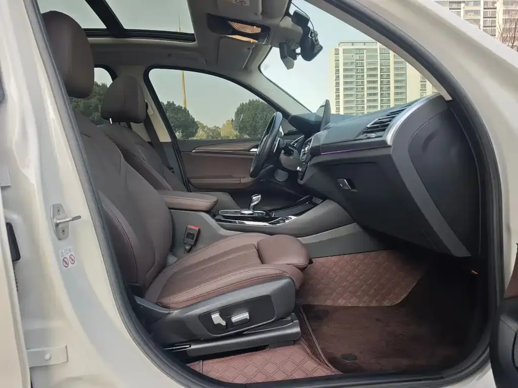 BMW X3 2022 из CN, фото 4