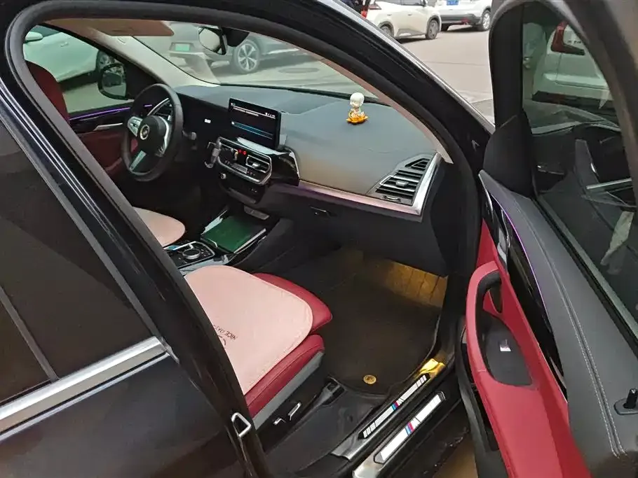 BMW iX3 2025 из CN, фото 3