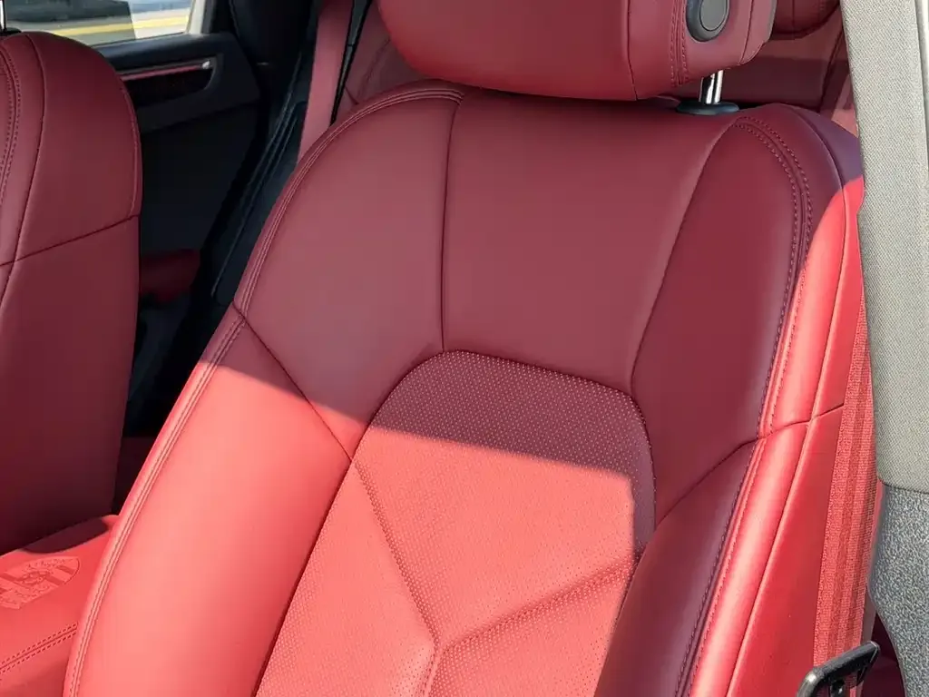 Porsche Macan 2022 из CN, фото 4